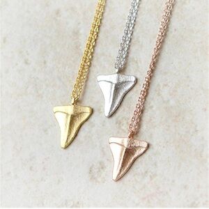Rose gold shark tooth necklace